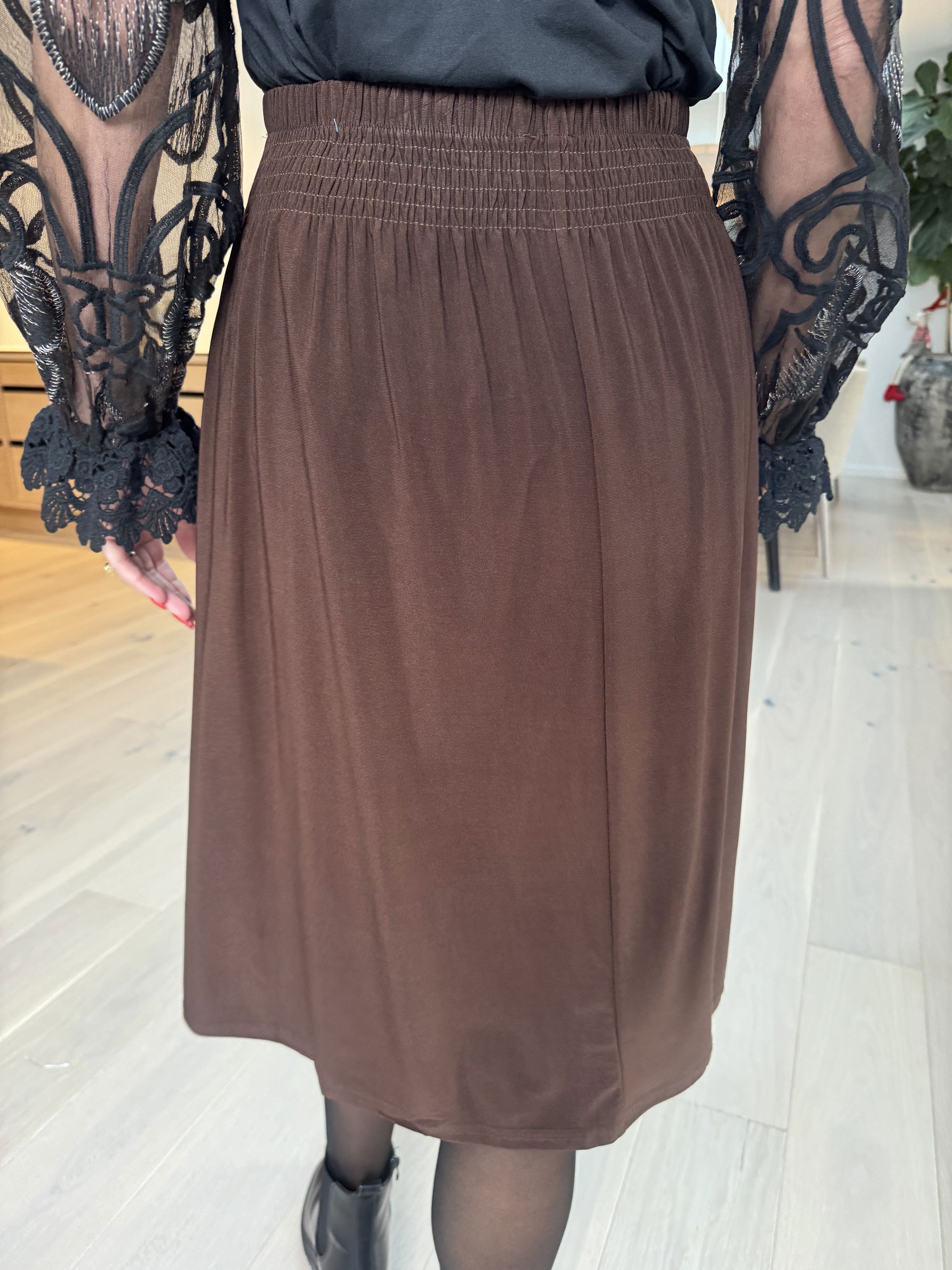 Pams Plain Skirt - Slät kjol i stretchigt tyg